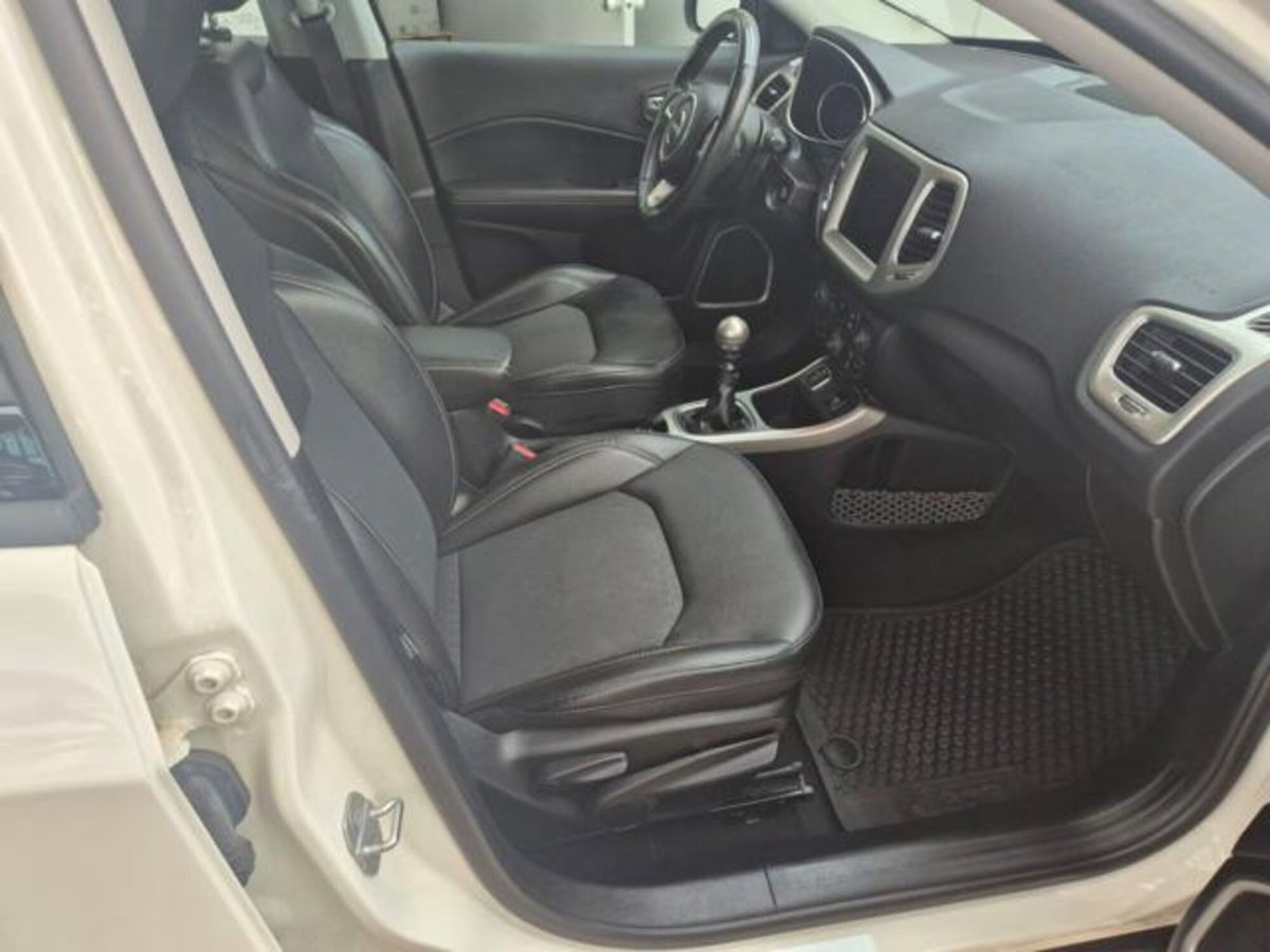 Jeep Compass 1.6 Multijet II 2WD S (14)