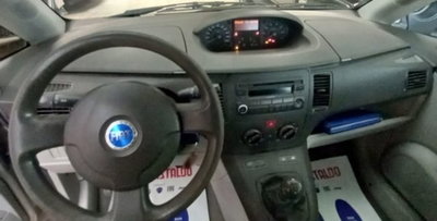 Fiat Idea 1.4 16V Dynamic (7)