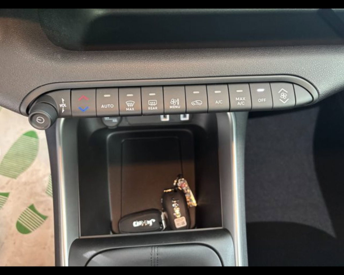 Jeep Avenger 1.2 turbo Altitude fwd 100cv (10)