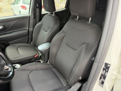 Jeep Renegade 1.6 Mjt 120 CV Limited (10)