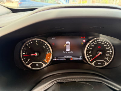 Jeep Renegade 1.6 Mjt 120 CV Limited (15)