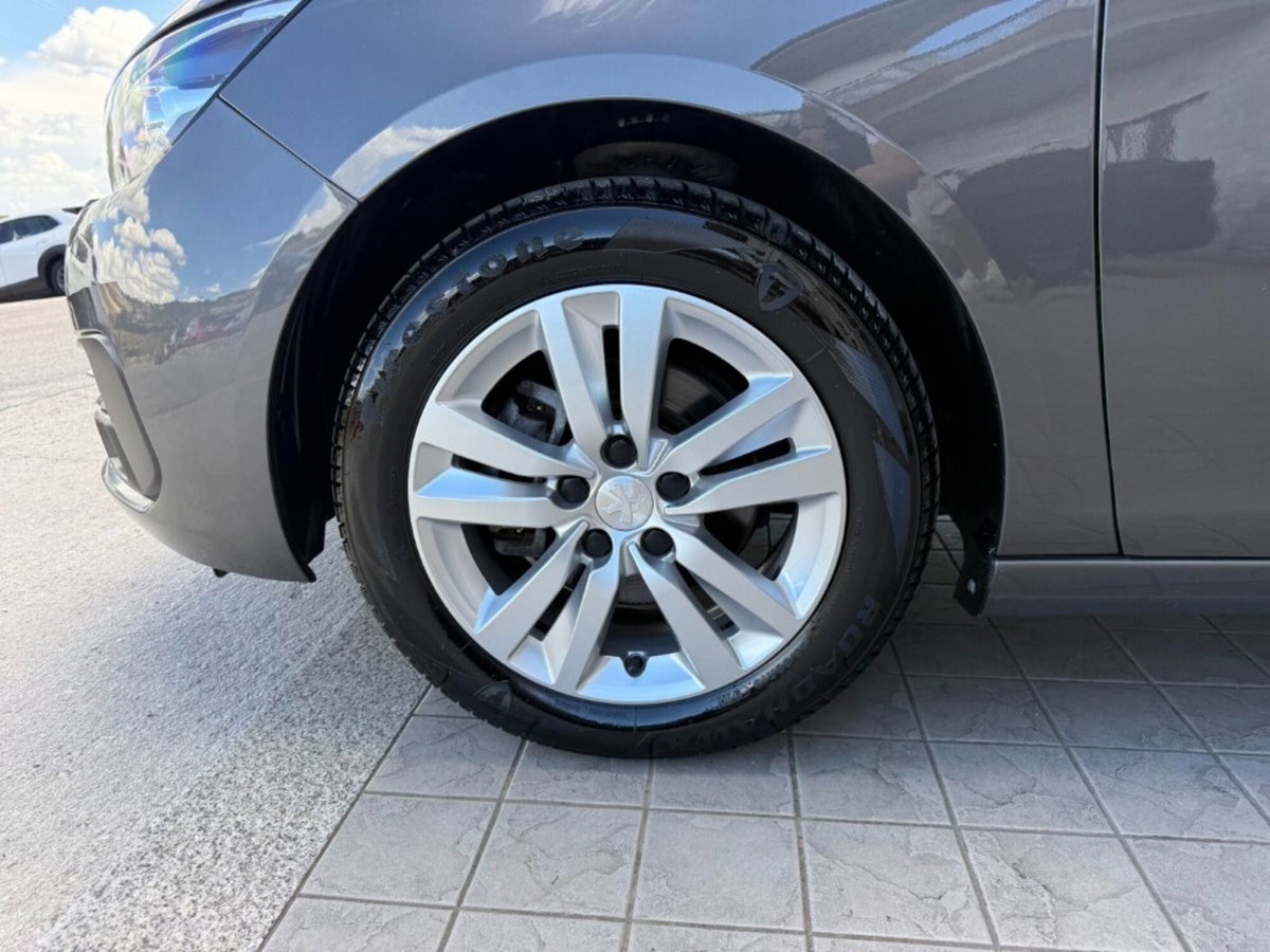 Peugeot 308 SW 1.5 bluehdi Business s&s 130cv eat8 (9)