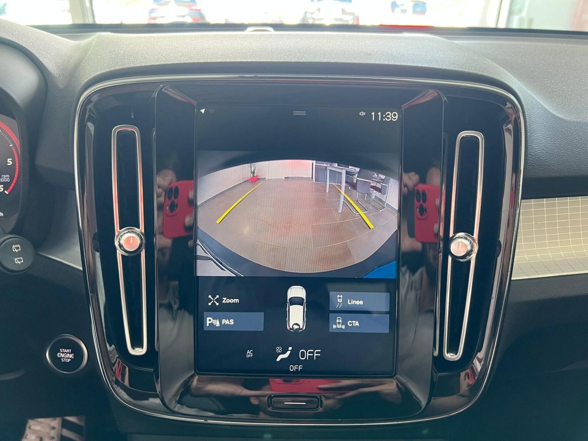 Volvo XC40 D3 AWD Geartronic R-design (16)