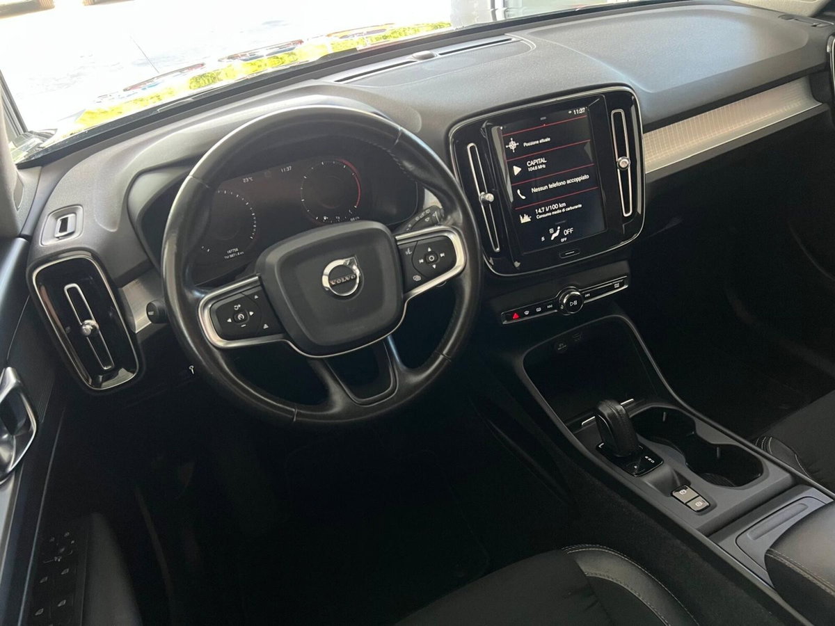Volvo XC40 D3 AWD Geartronic R-design (8)