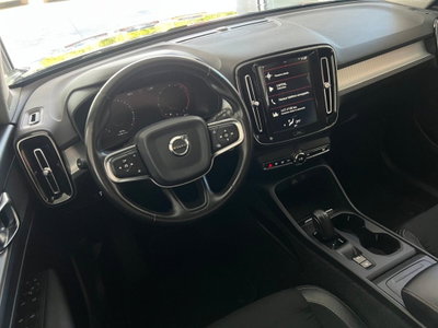Volvo XC40 D3 AWD Geartronic R-design (8)