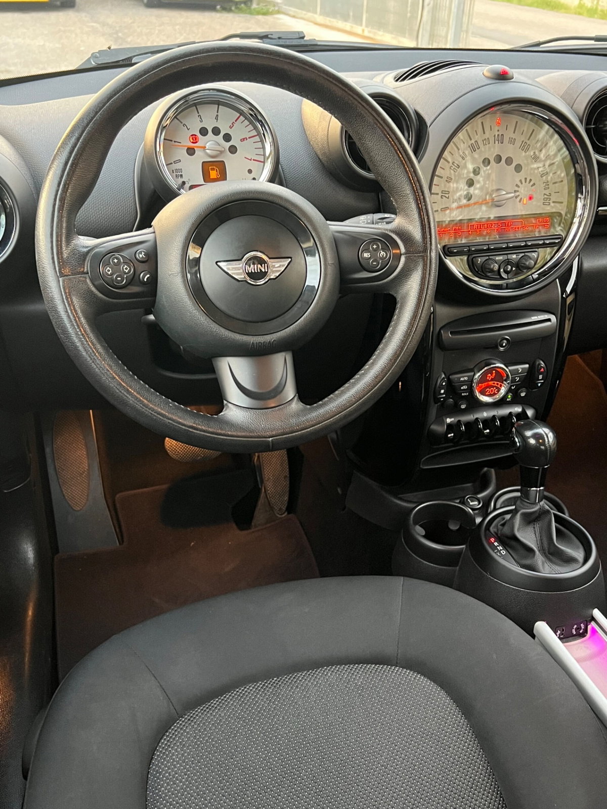 MINI Mini Countryman 2.0 Cooper D Countryman Automatica (14)