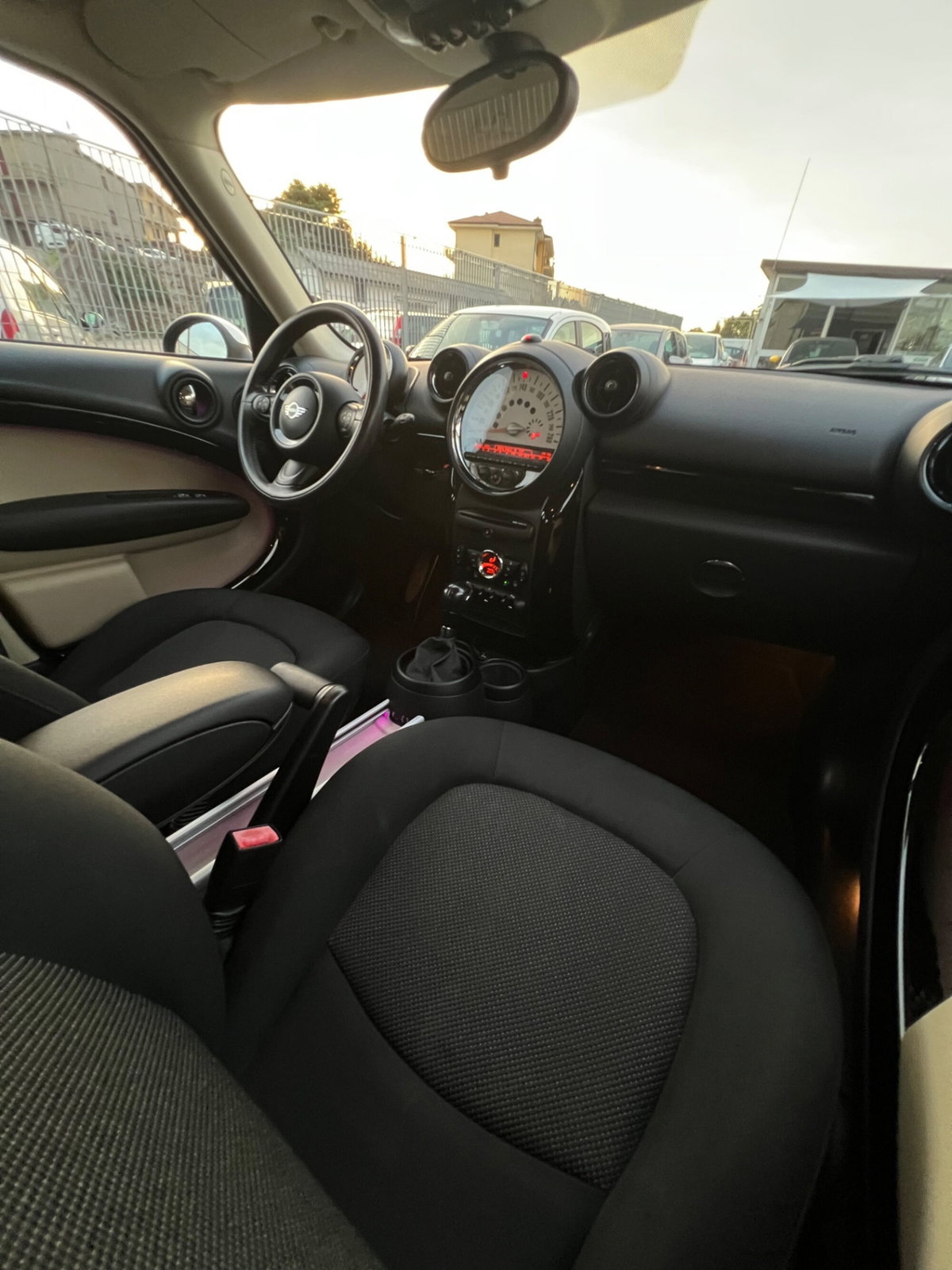 MINI Mini Countryman 2.0 Cooper D Countryman Automatica (18)