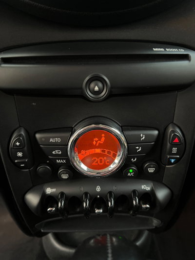 MINI Mini Countryman 2.0 Cooper D Countryman Automatica (20)