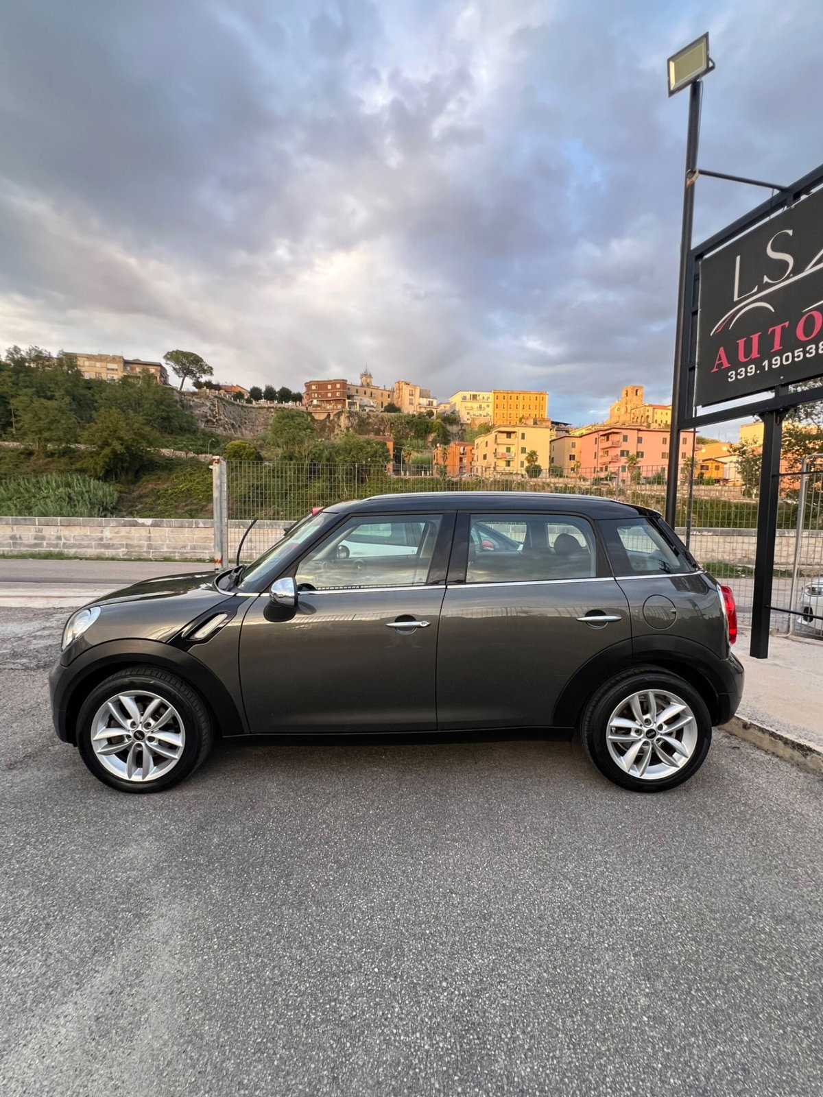 MINI Mini Countryman 2.0 Cooper D Countryman Automatica (7)