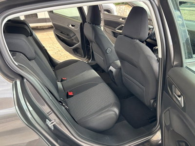 Peugeot 308 BlueHDi 130 S&S Business (17)