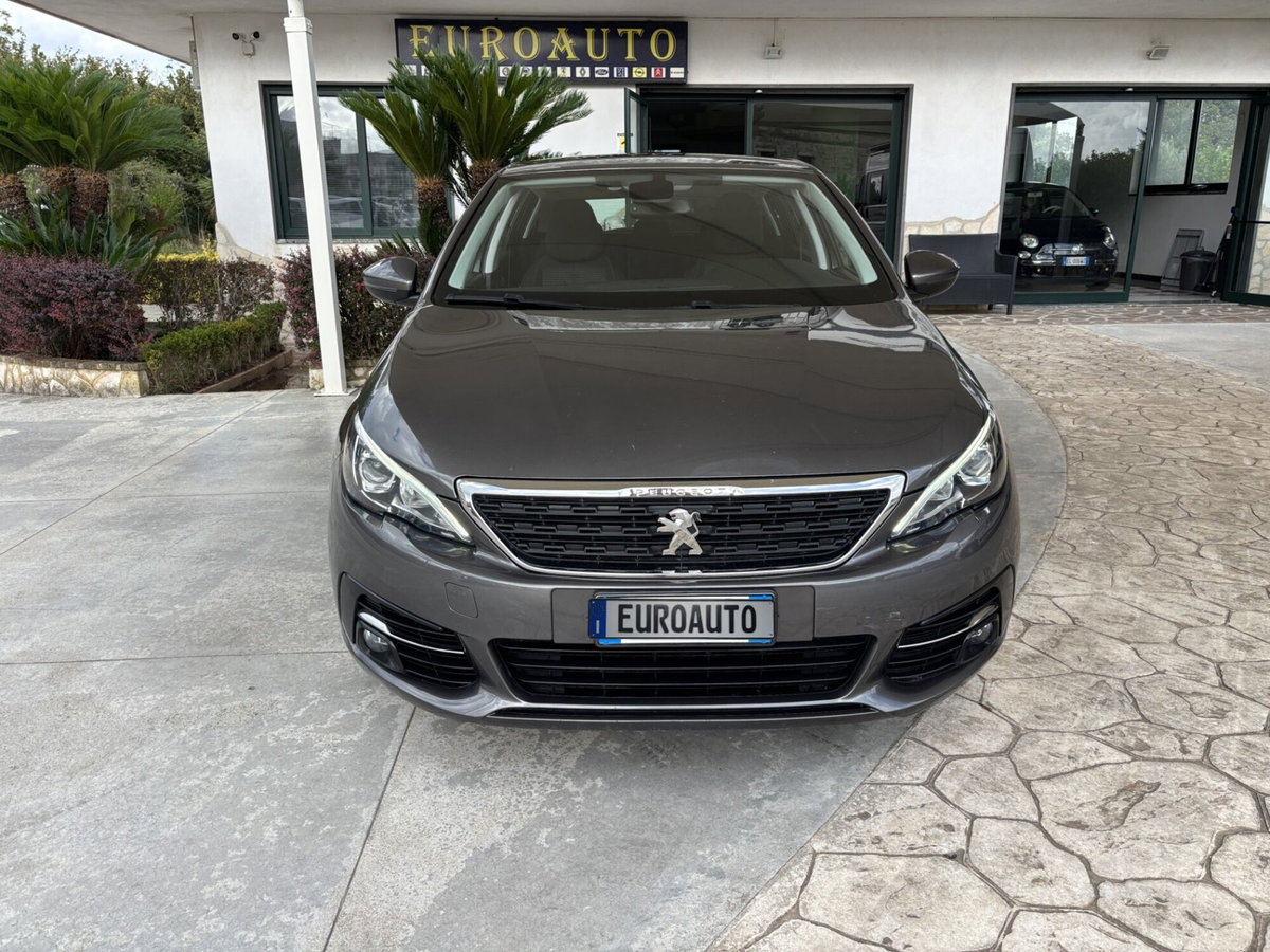 Peugeot 308 BlueHDi 130 S&S Business (2)