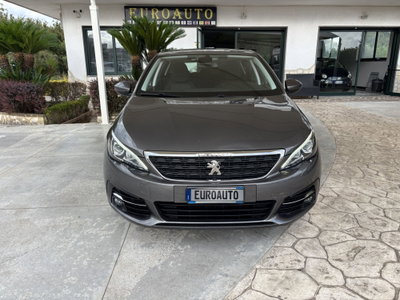 Peugeot 308 BlueHDi 130 S&S Business (2)