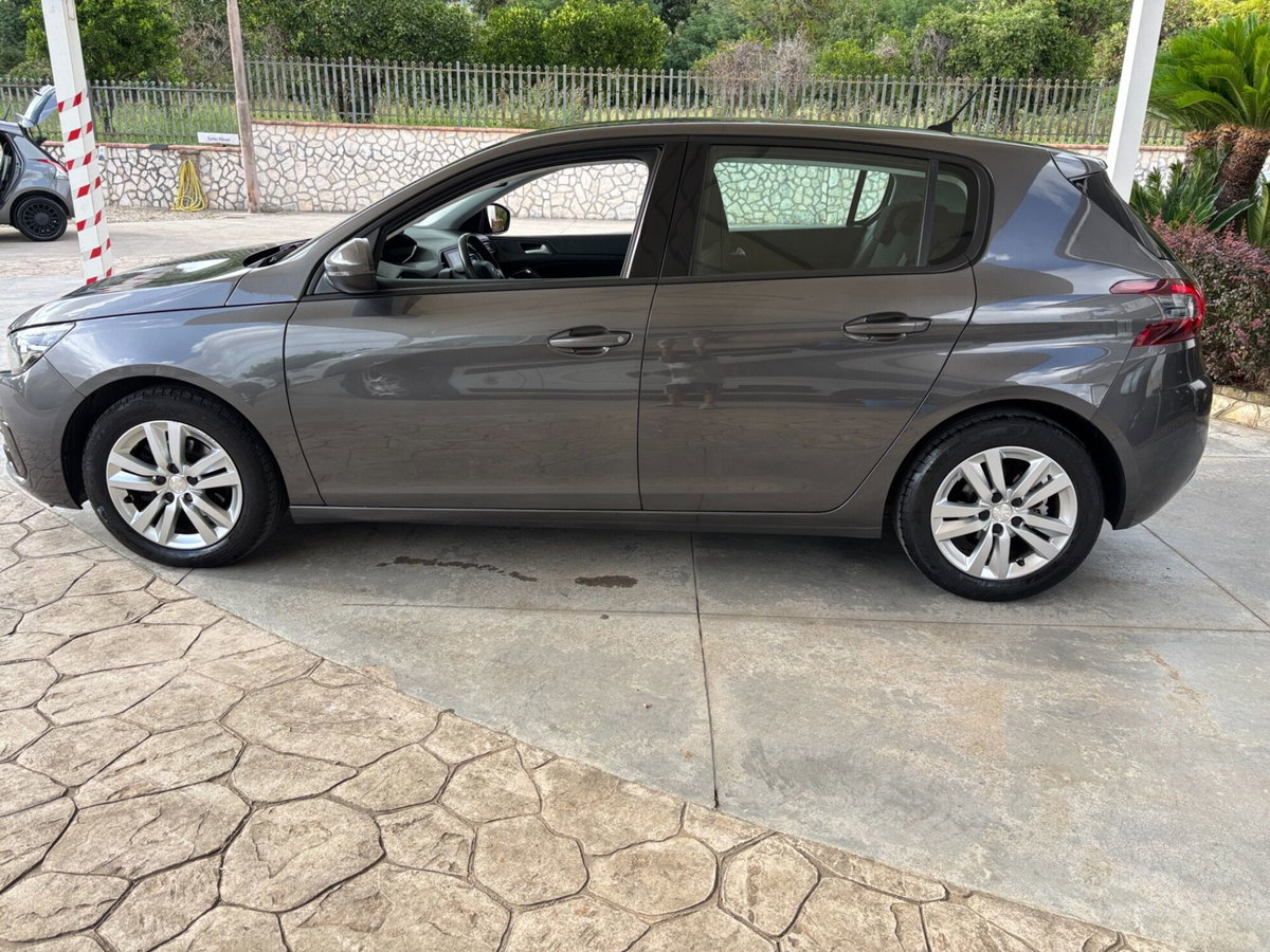 Peugeot 308 BlueHDi 130 S&S Business (7)