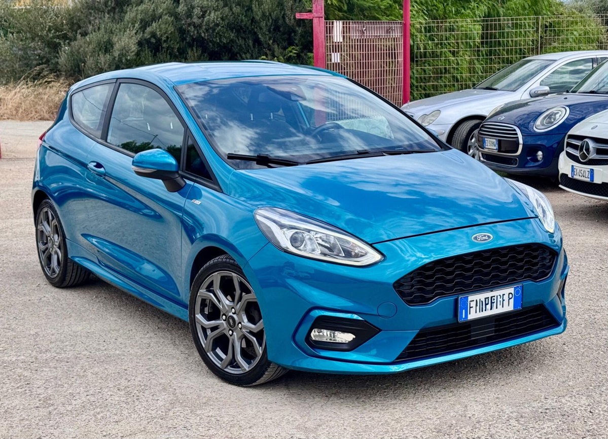 Ford Fiesta 1.5 TDCi 120 CV 3 porte ST-Line (3)