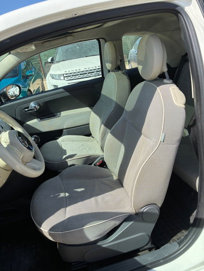 Fiat 500 1.3 Multijet 16V 75 CV Lounge (8)