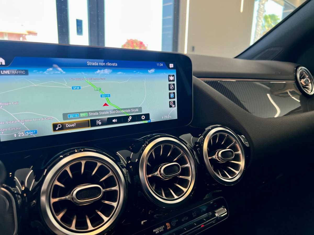 Mercedes-Benz Classe B 200 d Automatic Premium (14)