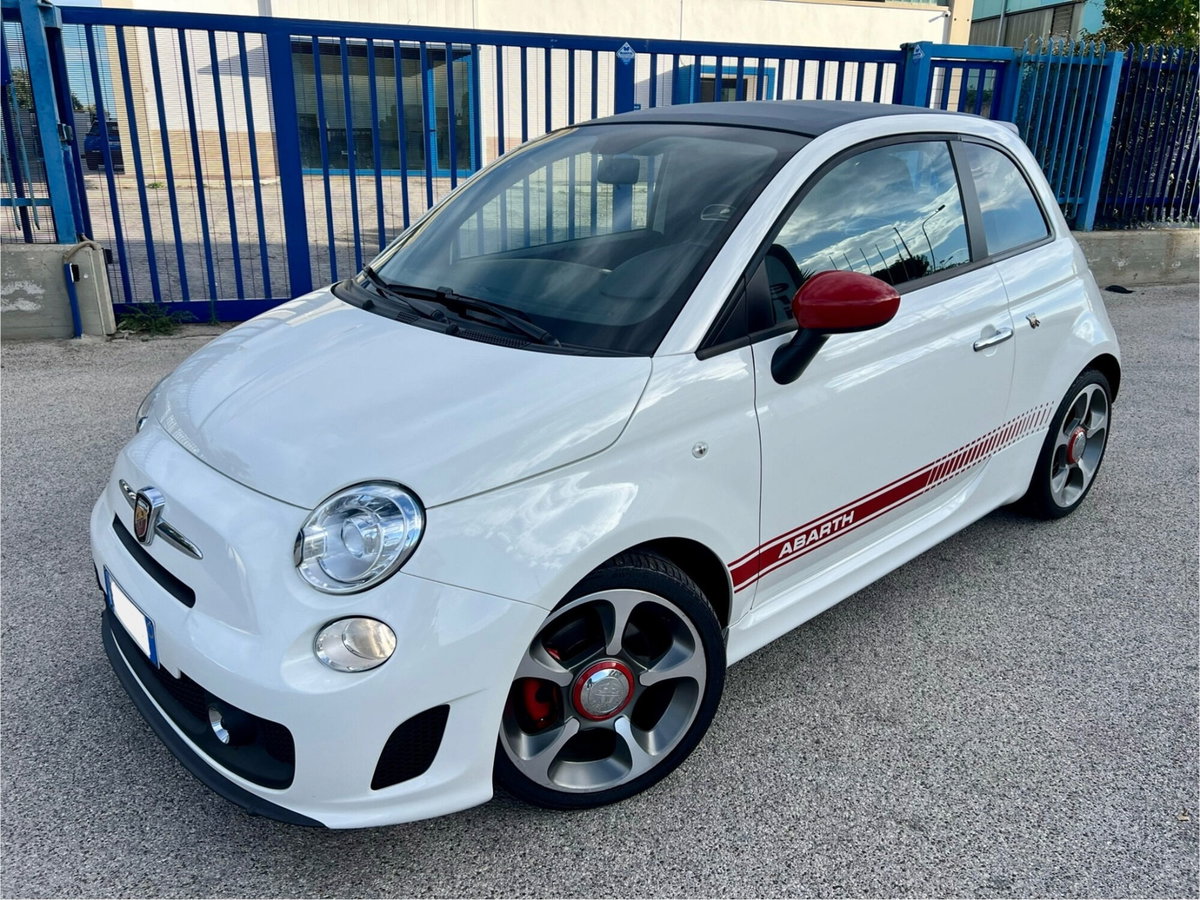 Abarth 500 Cabrio 1.4 Turbo T-Jet MTA