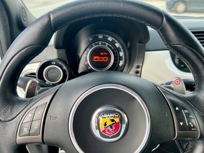 Abarth 500 Cabrio 1.4 Turbo T-Jet MTA (12)