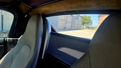 Mazda MX-5 1.6i 16V cat Rainbow (11)