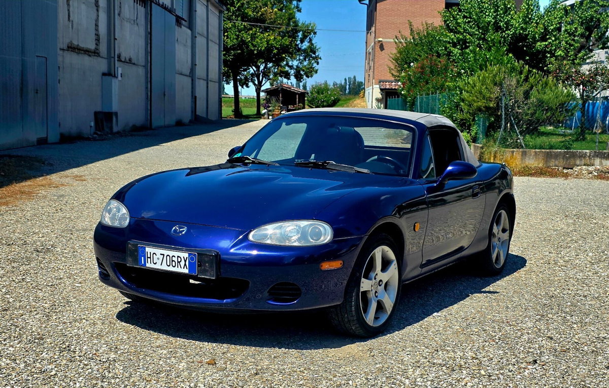 Mazda MX-5 1.6i 16V cat Rainbow (8)