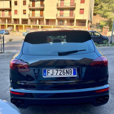 Porsche Cayenne 3.0 Diesel Platinum Edition (5)