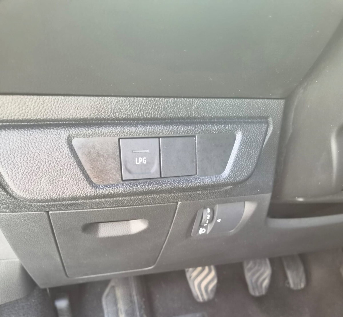 Dacia Sandero Stepway 1.0 TCe ECO-G Comfort (13)
