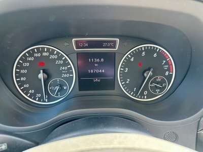 Mercedes-Benz Classe B 180 BlueEFFICIENCY Executive (12)