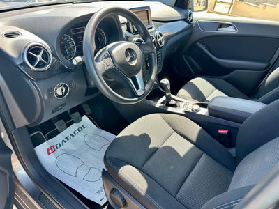 Mercedes-Benz Classe B 180 BlueEFFICIENCY Executive (13)