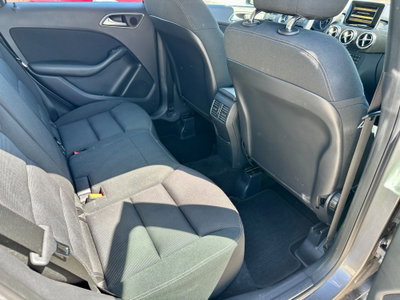 Mercedes-Benz Classe B 180 BlueEFFICIENCY Executive (15)