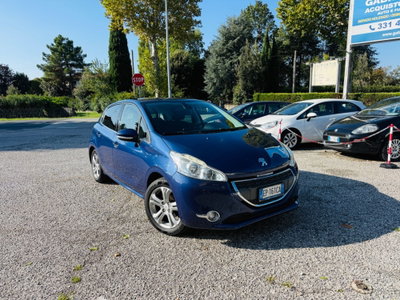 Peugeot 208 VTi 82 CV 5 porte Allure usata