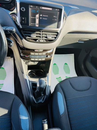Peugeot 208 VTi 82 CV 5 porte Allure (17)