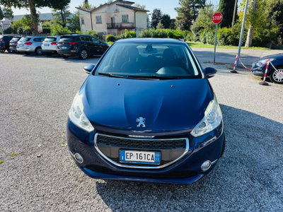 Peugeot 208 VTi 82 CV 5 porte Allure (2)