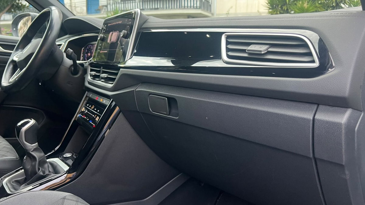 Volkswagen T-Roc Cabrio 1.5 TSI ACT R-Line (12)