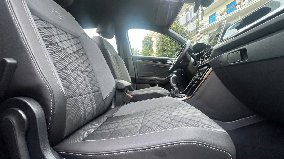 Volkswagen T-Roc Cabrio 1.5 TSI ACT R-Line (8)
