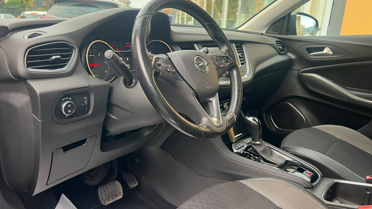 Opel Grandland X 1.6 diesel Ecotec Start&Stop Innovation (10)