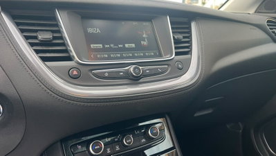 Opel Grandland X 1.6 diesel Ecotec Start&Stop Innovation (13)