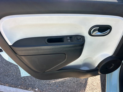 Renault Twingo SCe 65 CV Intens (7)