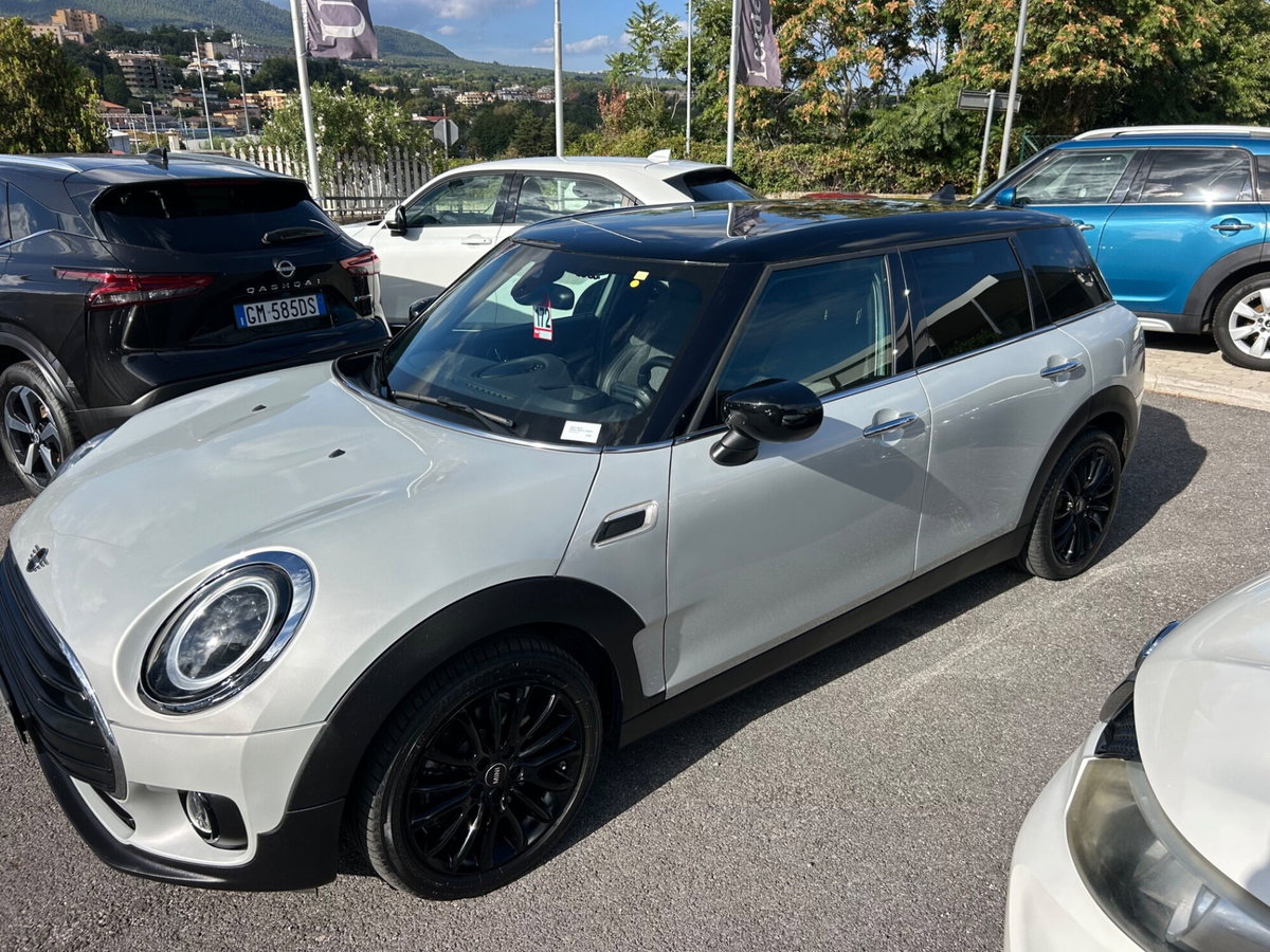 MINI Mini Clubman 2.0 Cooper D Mayfair Edition Clubman (6)