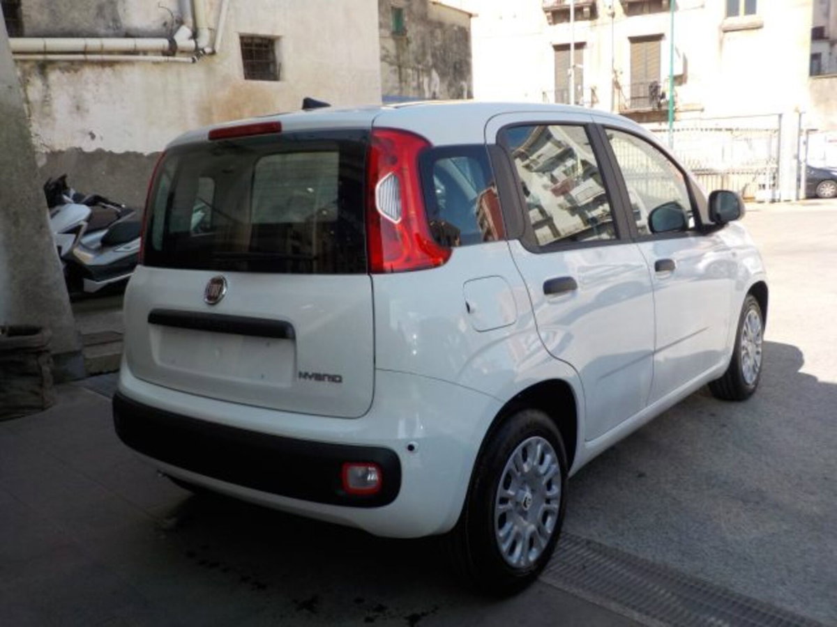 Fiat Panda 1.0 firefly hybrid s&s 70cv 5p.ti (12)