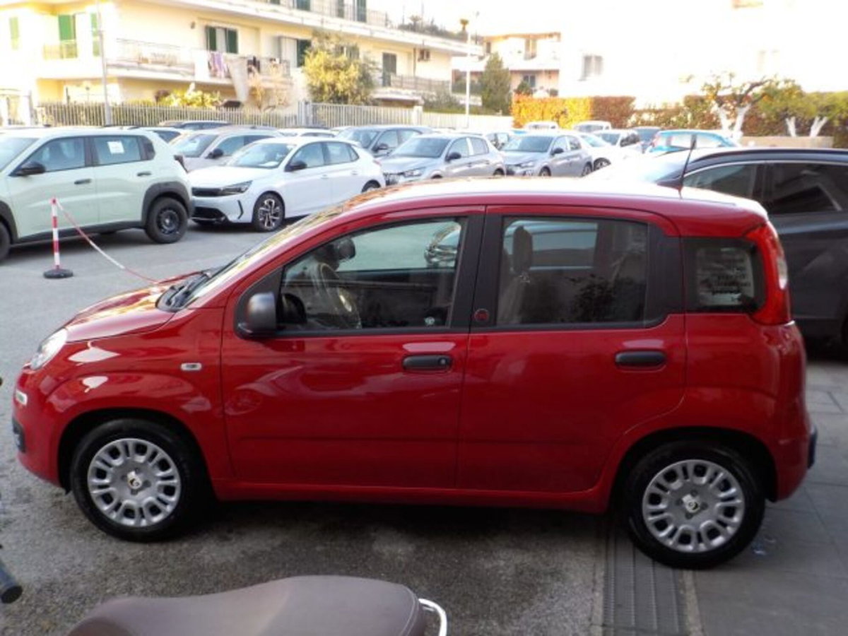 Fiat Panda 1.0 firefly hybrid s&s 70cv 5p.ti (9)