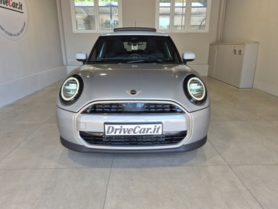 MINI Mini 5p 1.5 C Favoured auto (7)
