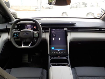 Ford Explorer Standard Range rwd 170cv auto (6)