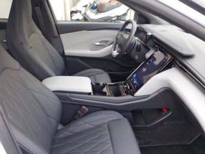Ford Explorer Standard Range rwd 170cv auto (7)