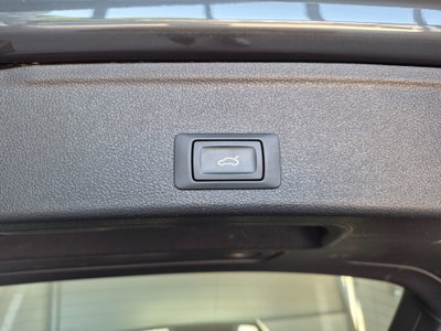 Audi A4 Avant 35 TDI/163 CV S tronic Business Advanced (12)