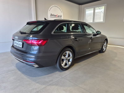 Audi A4 Avant 35 TDI/163 CV S tronic Business Advanced (7)