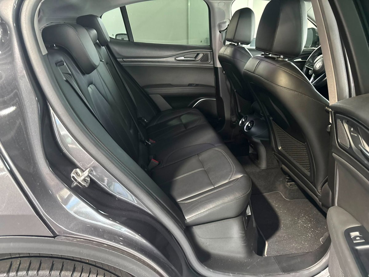 Alfa Romeo Stelvio Stelvio 2.2 Turbodiesel 210 CV AT8 Q4 Executive (18)