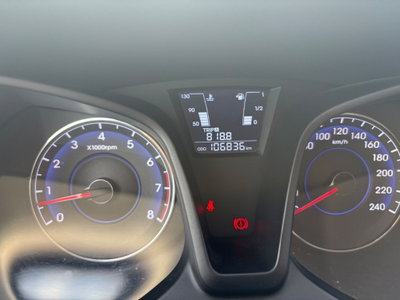 Hyundai ix20 1.4 90 CV Econext APP MODE (12)