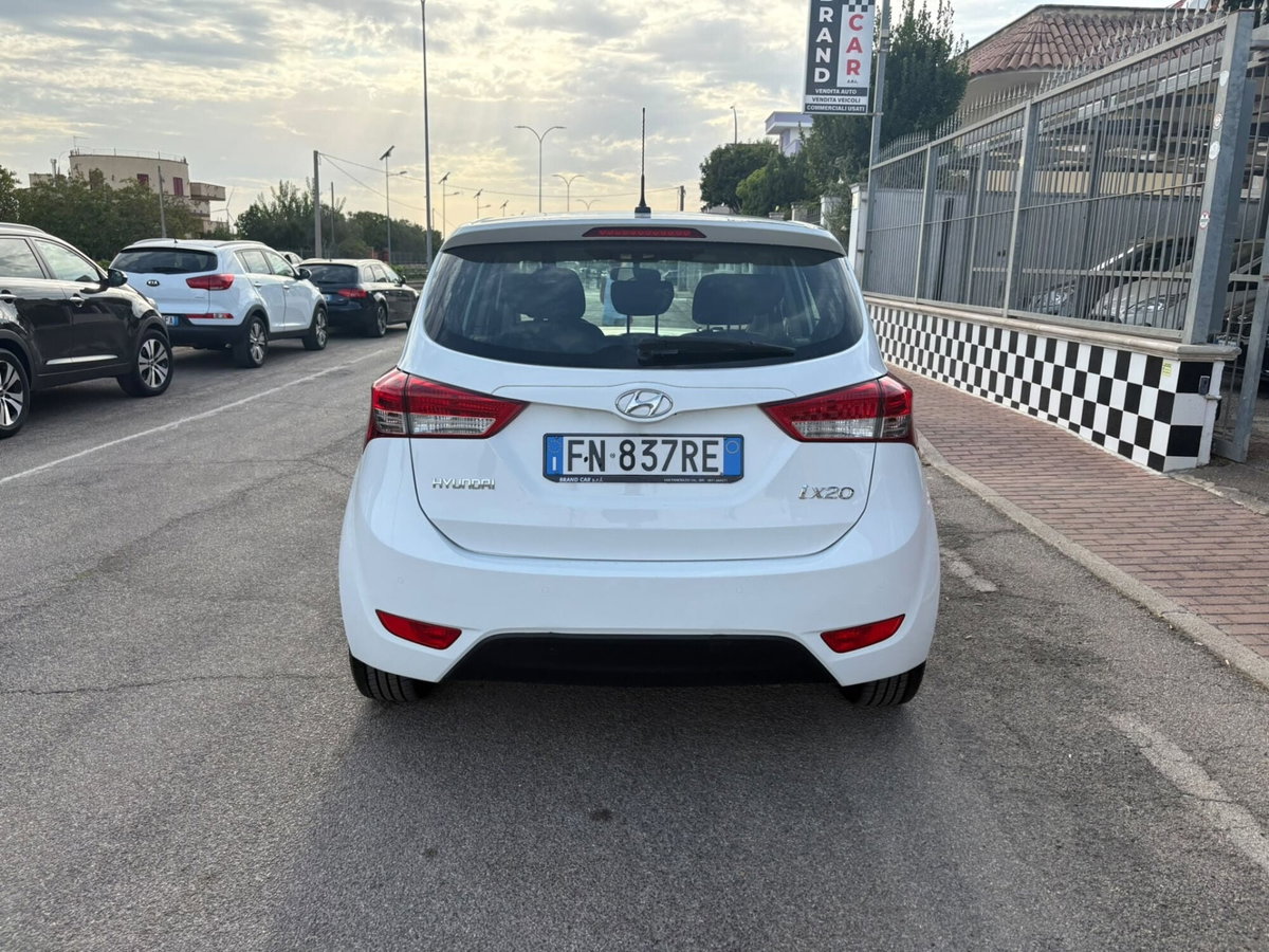 Hyundai ix20 1.4 90 CV Econext APP MODE (6)