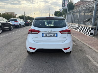 Hyundai ix20 1.4 90 CV Econext APP MODE (6)