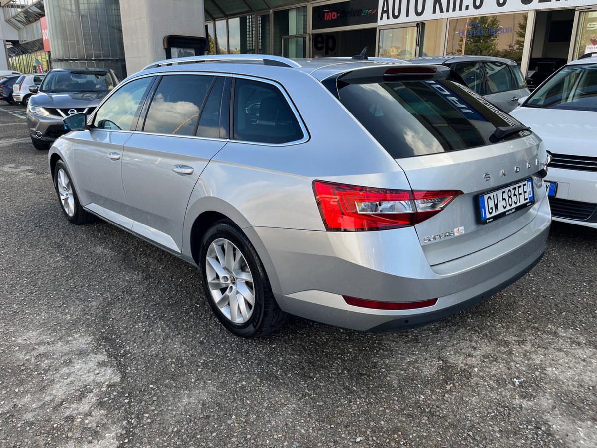 Skoda Superb Station Wagon 2.0 TDI EVO 150 CV SCR DSG Wagon SportLine (4)